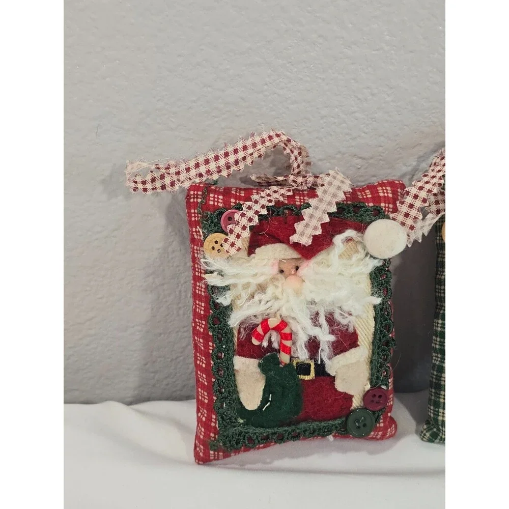 Santa Vintage Primitive Patchwork Fabric Ornaments/Door Hangers Quilted handmade